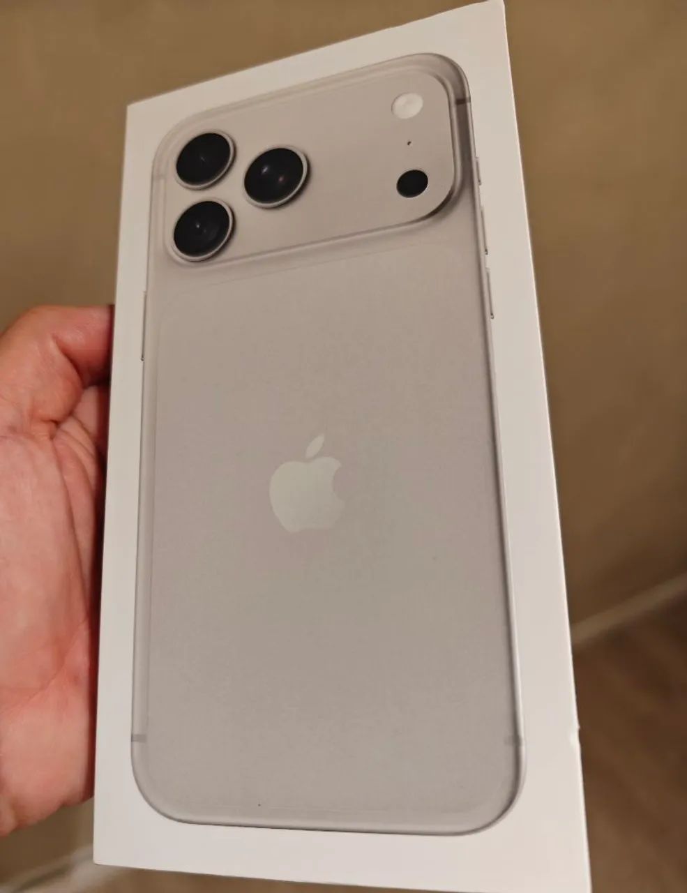 iPhone 18 pro max 256GB prata na caixa lacrada - Foto 3