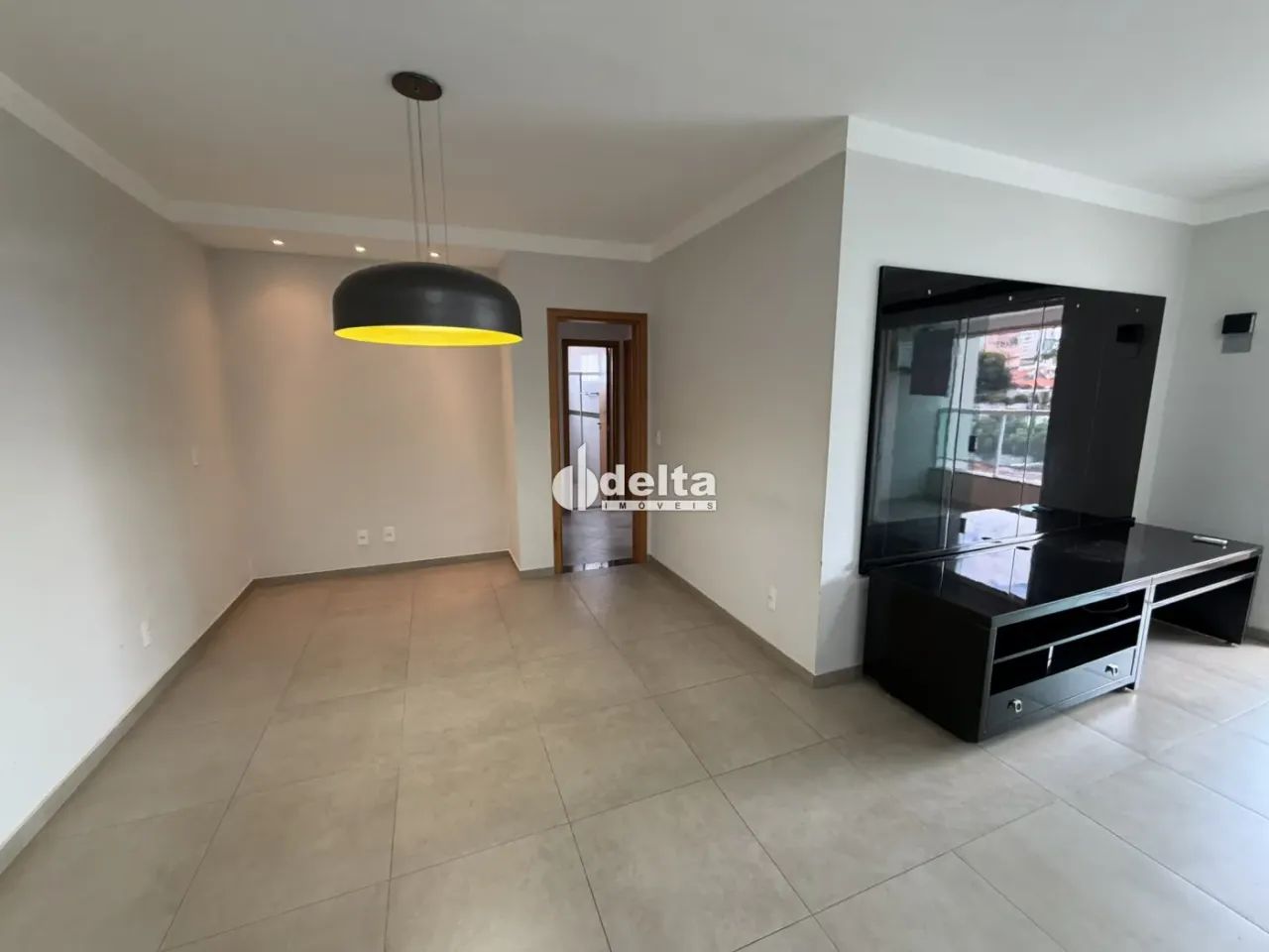 Apartamento com 3 quartos, sendo 1 suíte, para locação no bairro Lídice em Uberlândia-MG 2