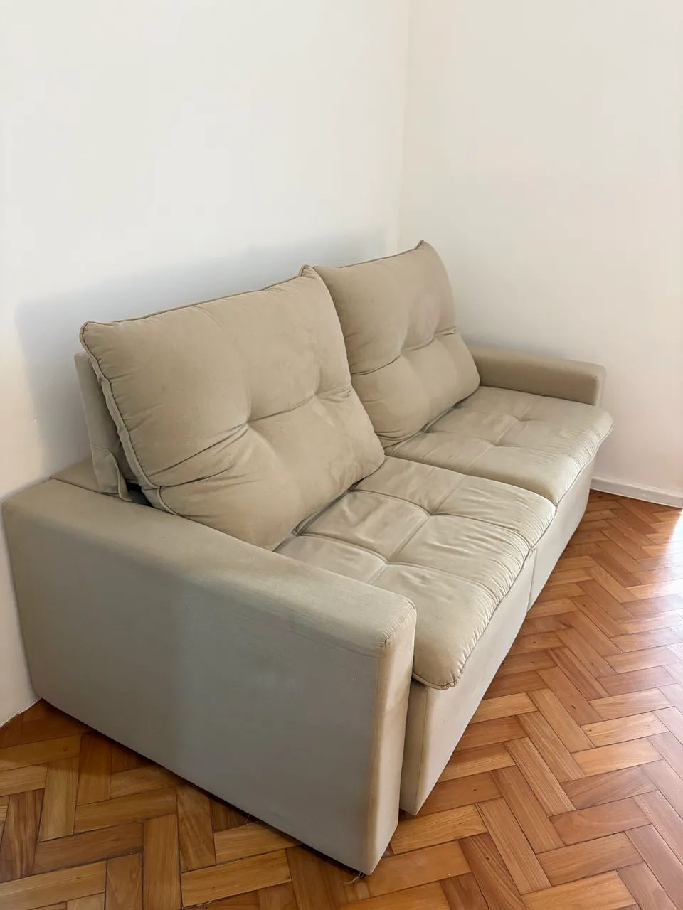 Sofá retrátil 2 lugares marca Tok Stok - Foto 2