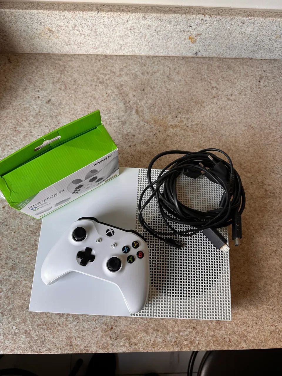 X box one S de 1 tb  - Foto 2