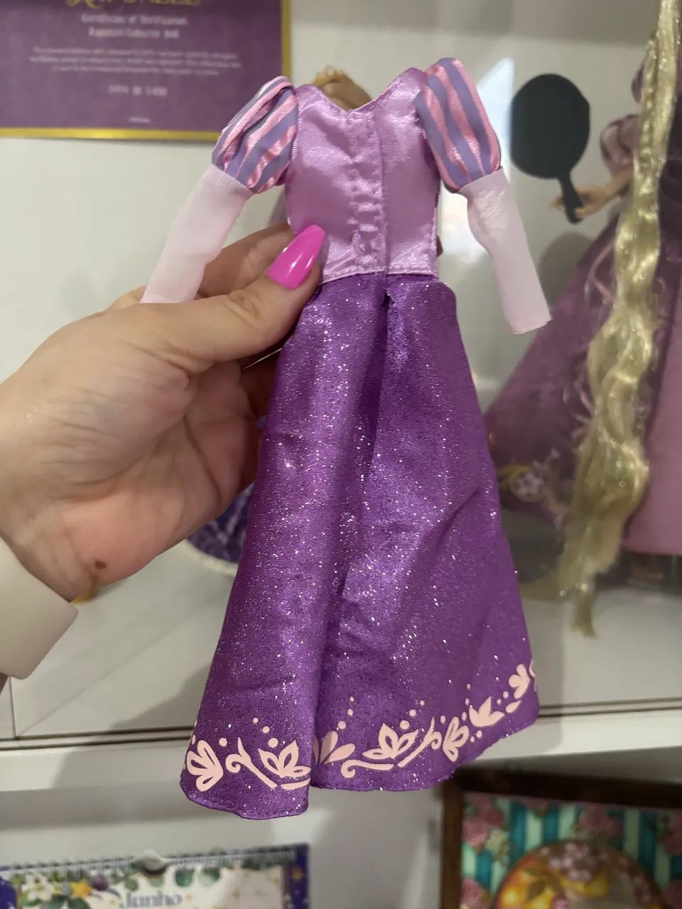 V atido Rapunzel Oficial Disney Store - Foto 2