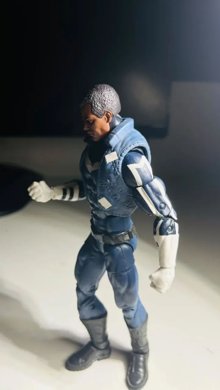 Marvel Legends Action Figure Blue Marvel + Brinde - Foto 3