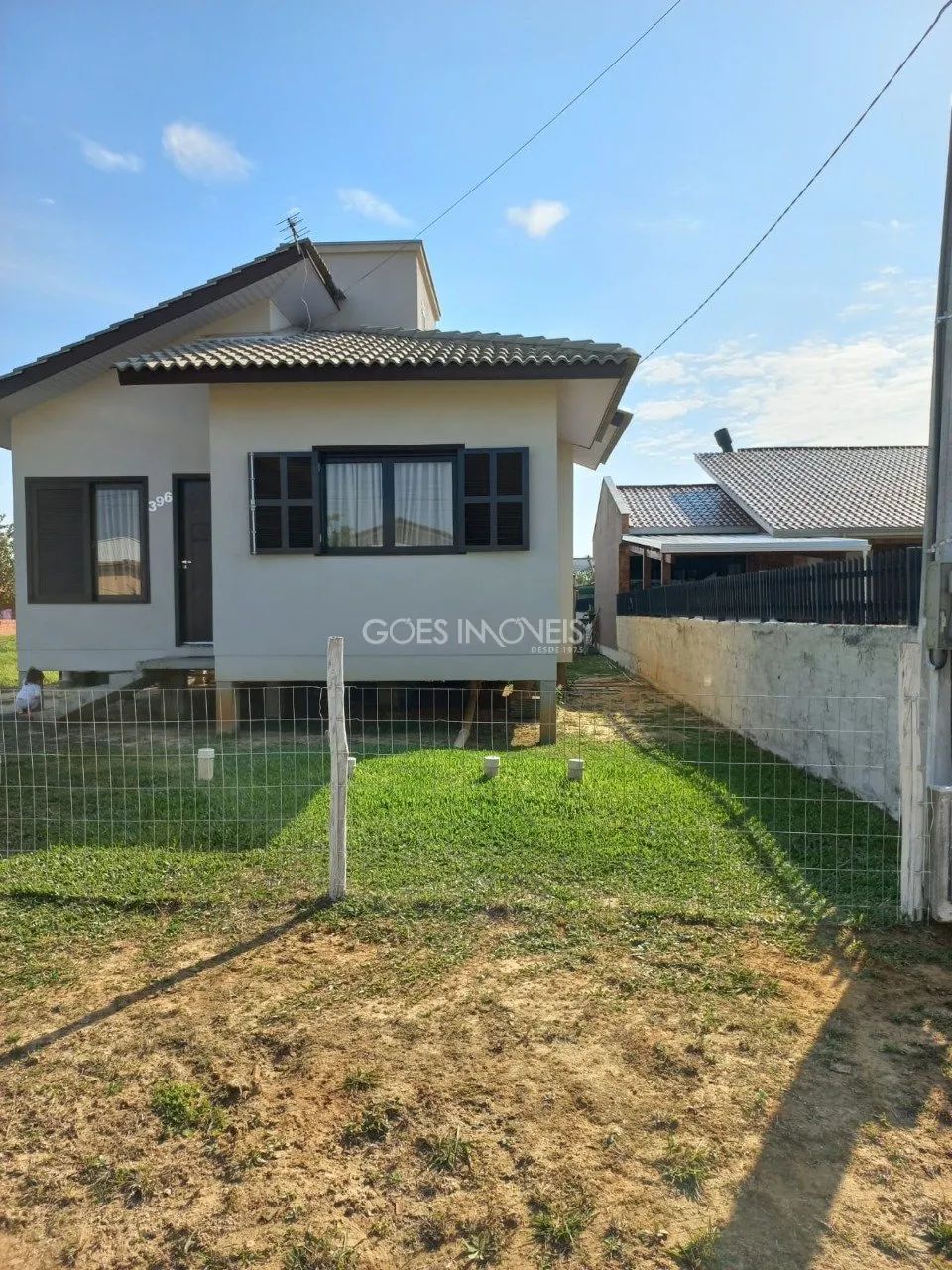 Casa à venda no Centro de Balneário Rincão, SC