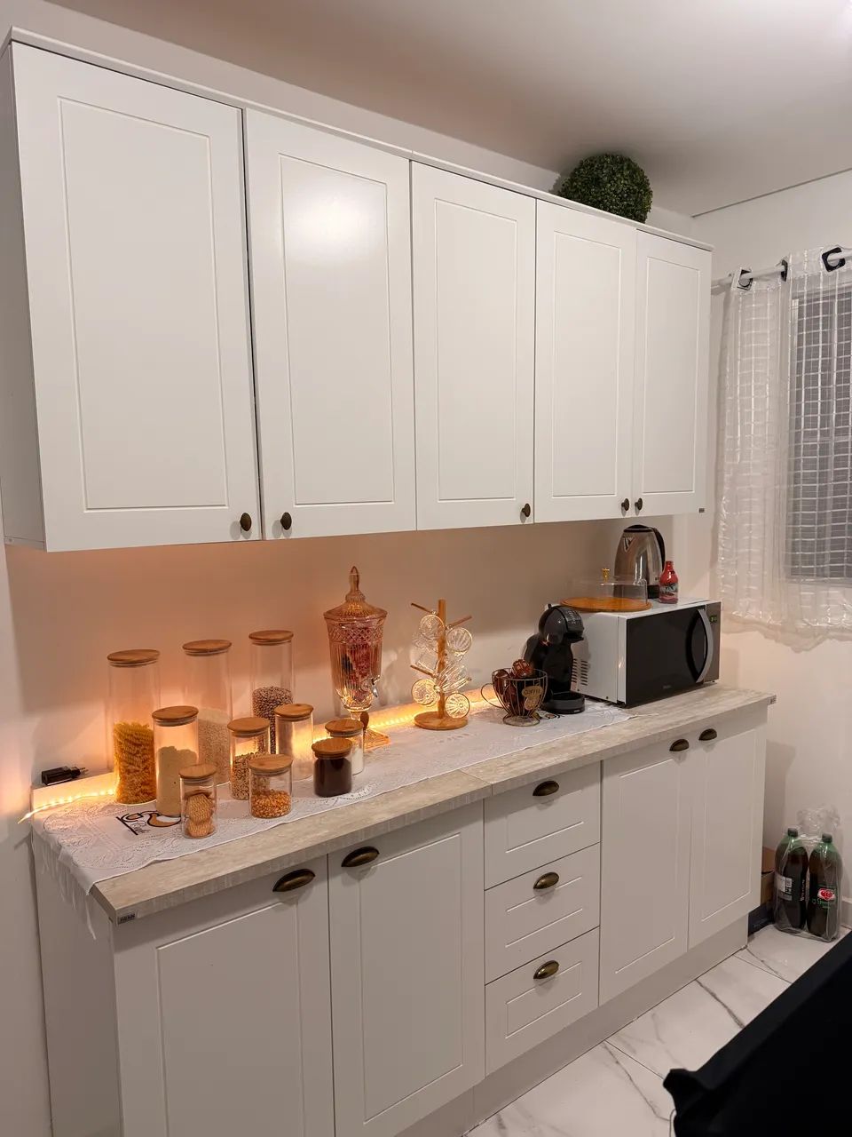 Vendo armario de cozinha (balcao e suspenso) - Foto 2