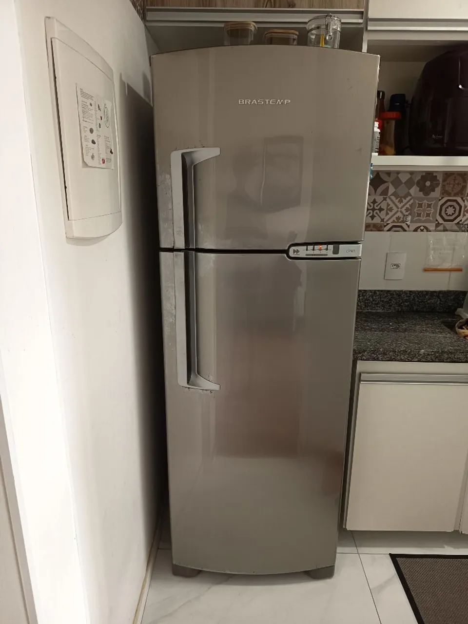 Vendo geladeira USADA BRASTEMP 