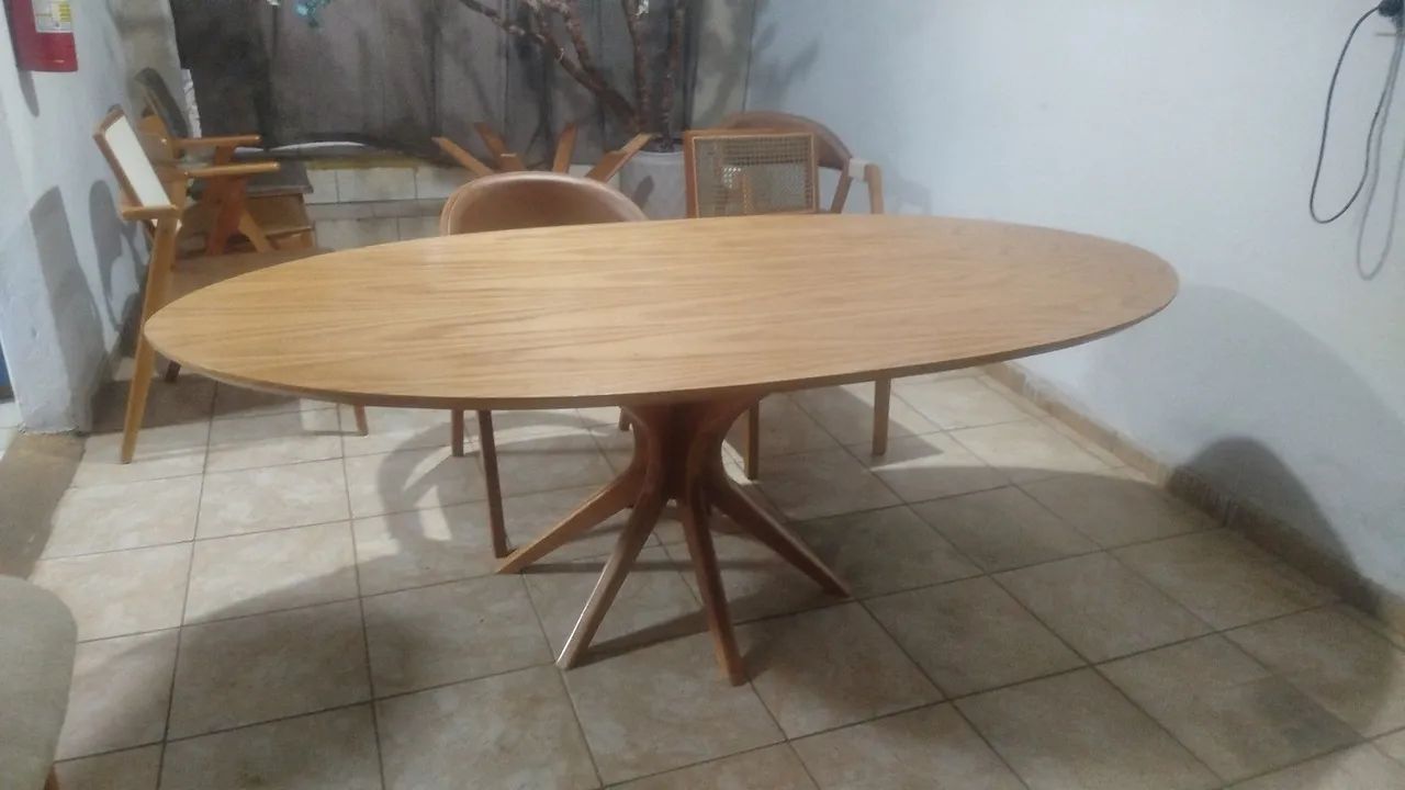 Mesa 6 e 8 lugares chama zAp * metade do preço 