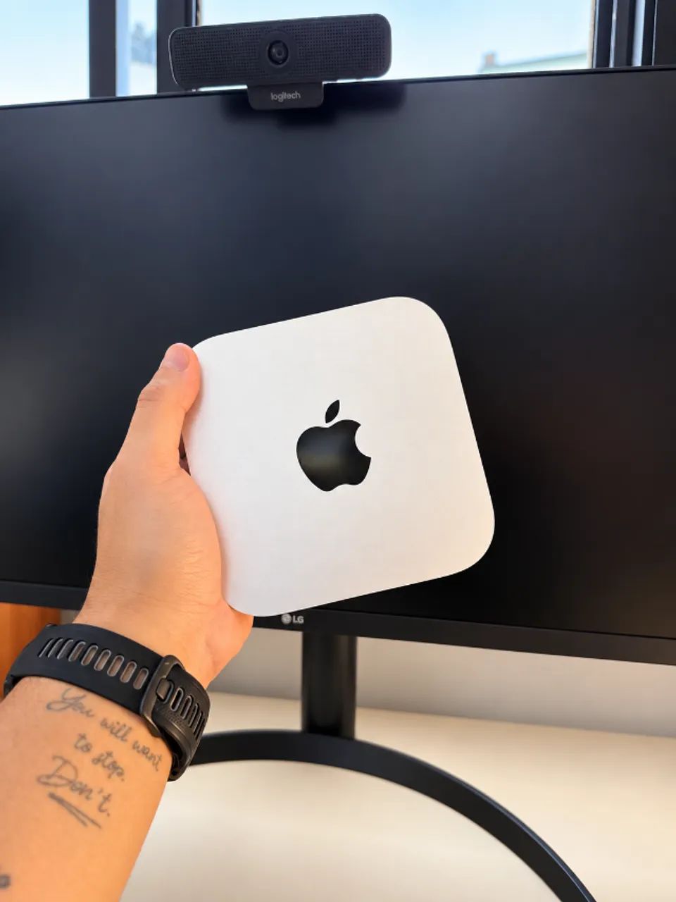 Mac Mini M4 16GB RAM 256GB SSD 2024 - Excelente estado - Foto 3