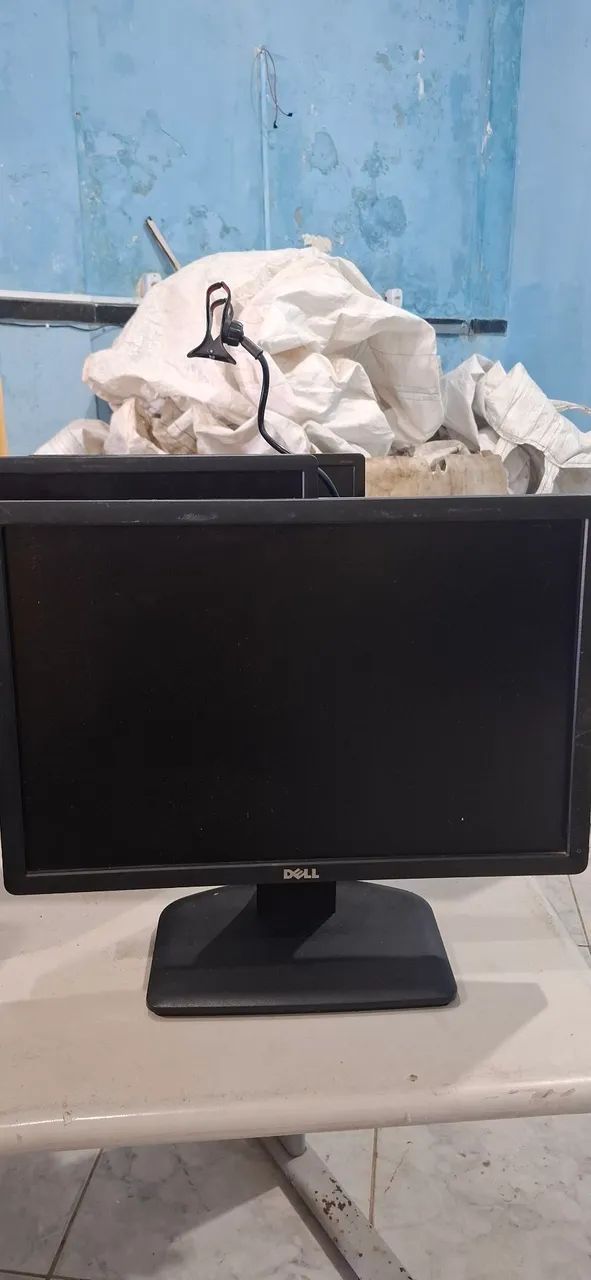 Monitor de 19 polegadas da Dell  imagem perfeita  - Foto 2