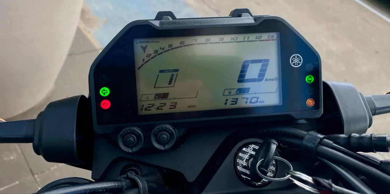YAMAHA MT03  2024 impecável! - Foto 9
