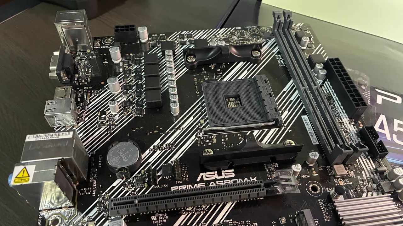 Placa-mãe Asus PRIME A520M-K AM4 90MB1500