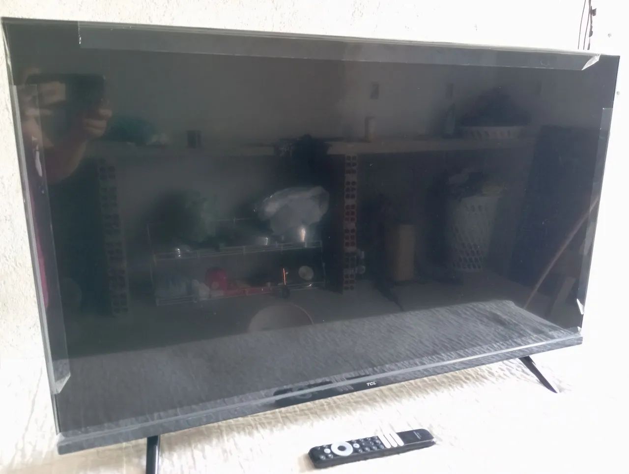 Smart tv TCL Android 43 polegadas semi nova!!!! - Foto 5