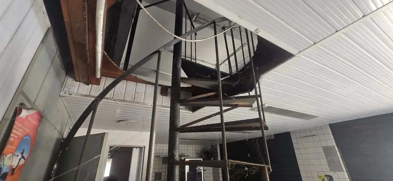 Ponto comercial 120 mts Perto da igreja Matriz de São Lourenço - Foto 8