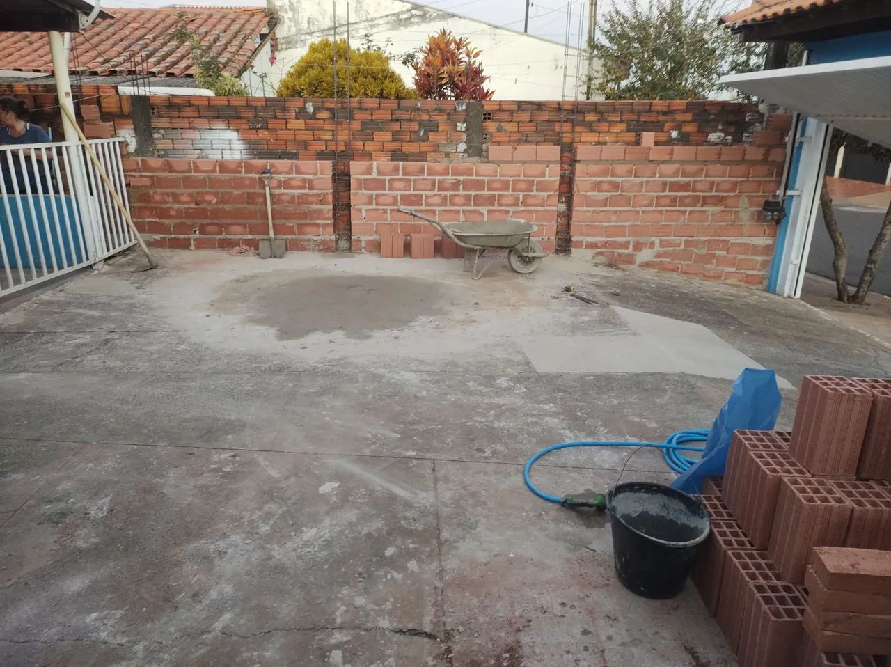Eu trabalho com reforma e faço casas do alicerce ao acabamento em gerais  - Foto 5