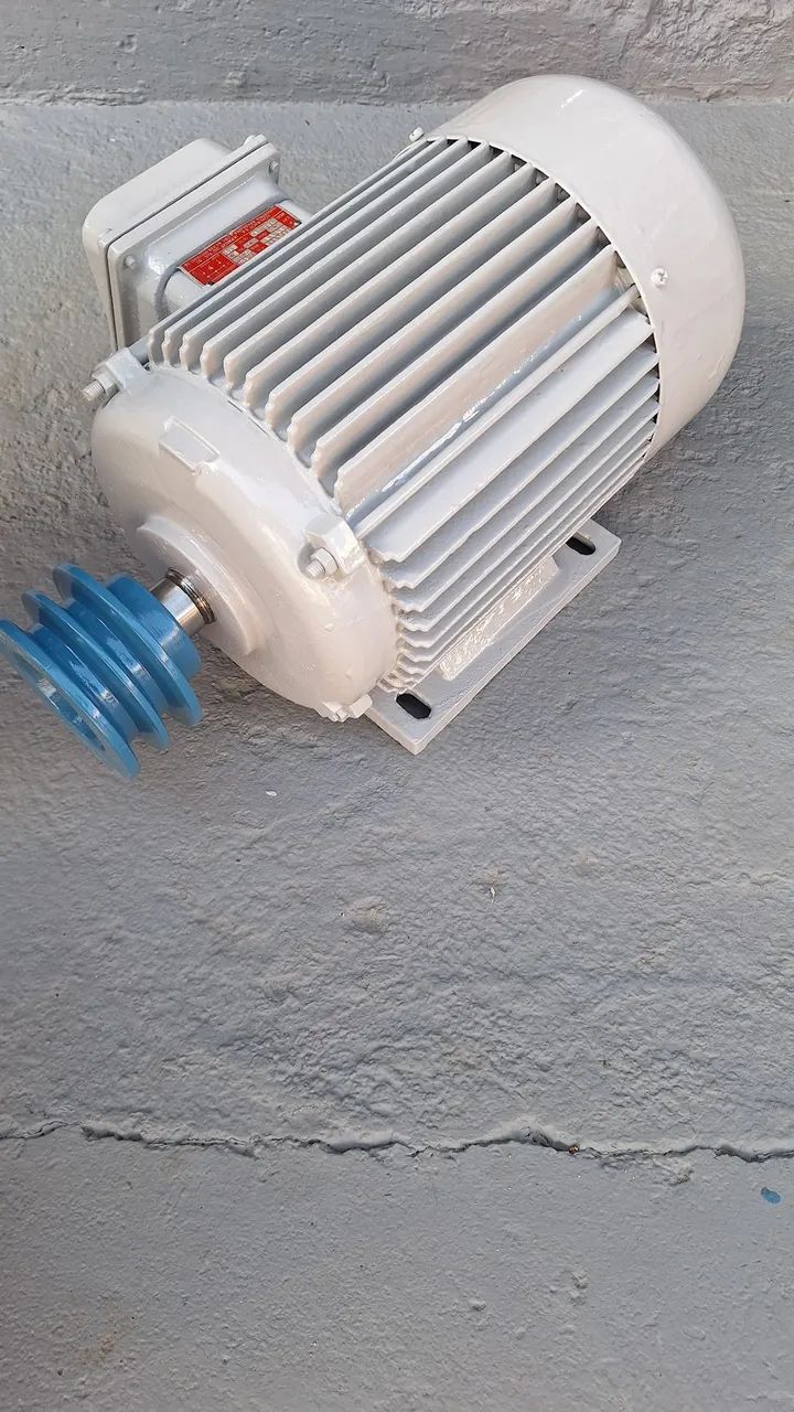 Motor elétrico trifásico 5 cv rotação: 3500 alta Rotação - Foto 5