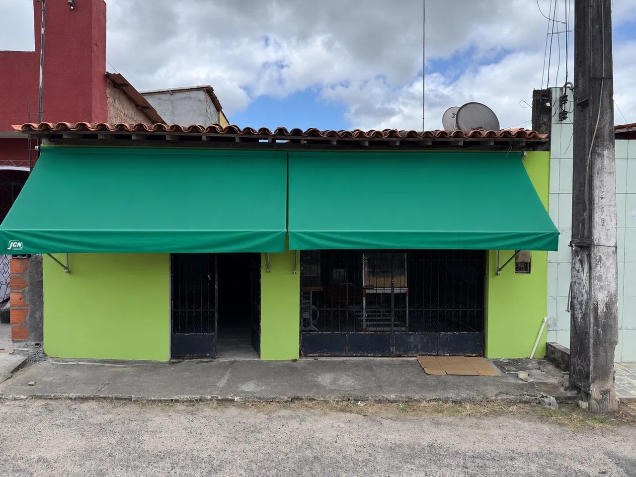 Toldo retrátil 6m