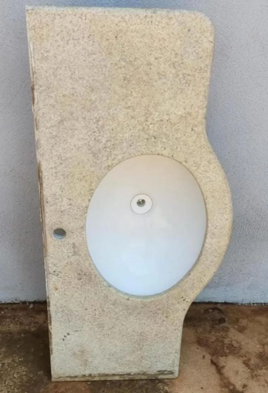 Selling granite stones
