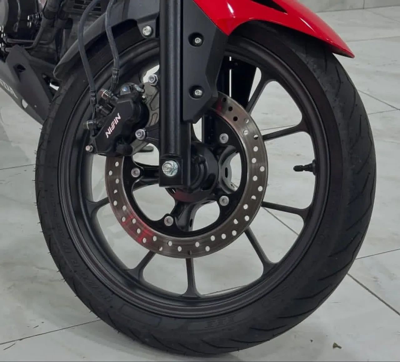 Honda CB300F 2024  - Foto 4