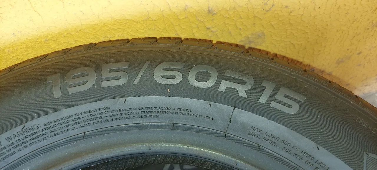 Pneu 195x60x15 88H  A609 - Foto 4