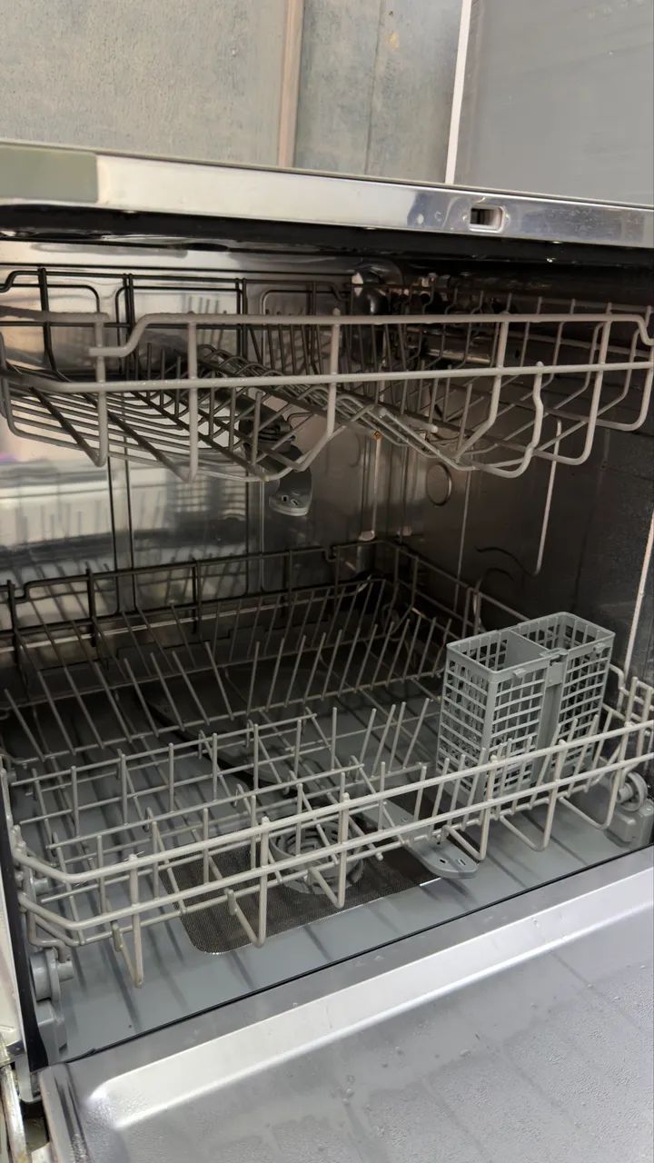 LAVA-LOUÇAS ELECTROLUX  - Foto 4