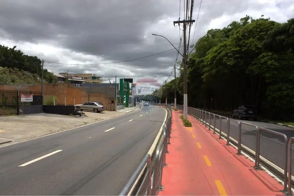 Terreno com 840m². Área livre. - Foto 6