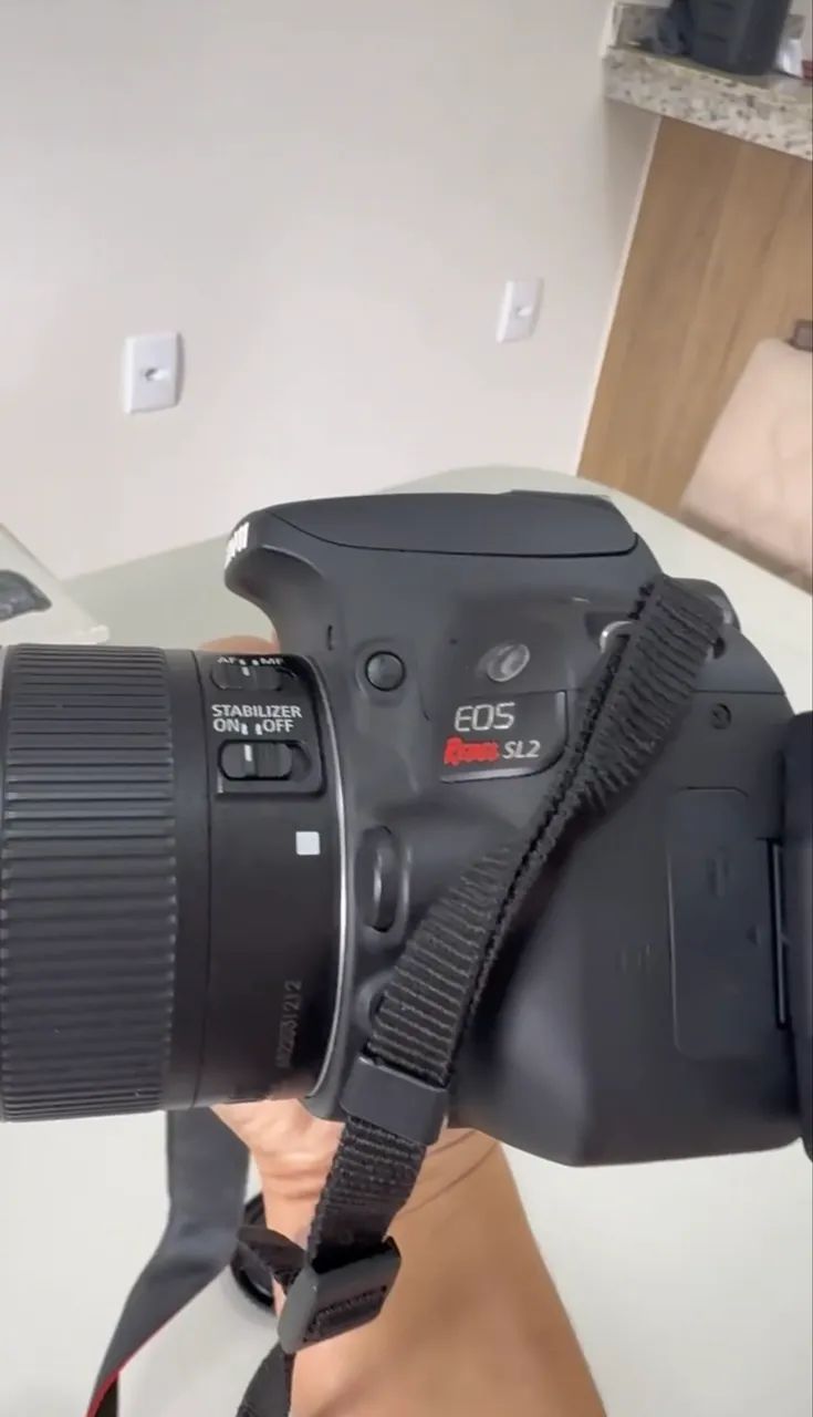 FAÇA SUA OFERTA - CÂMERA CANON SL2 - Foto 5