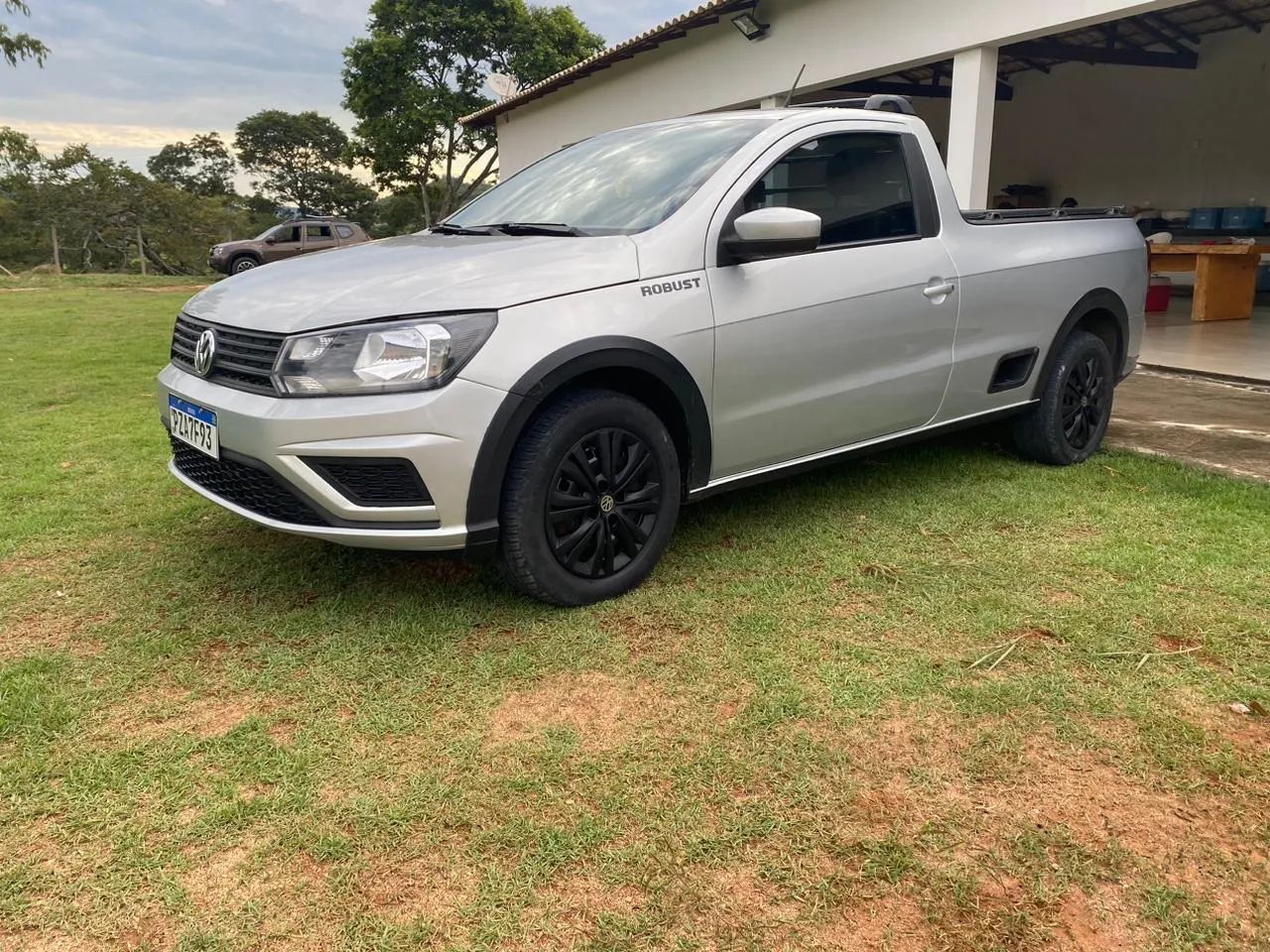 Volkswagen Saveiro Robust 1.6 Total Flex 8V 2017 - Foto 2