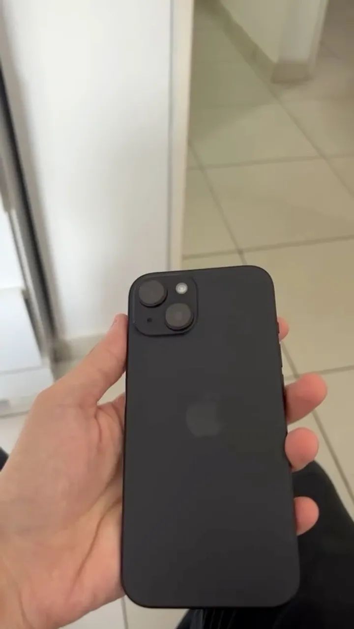 Iphone 15 128GB bateria 100% - Celulares e Smartphones - Centro