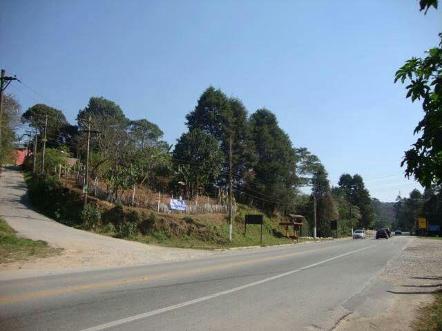 Terreno de 3600 m²