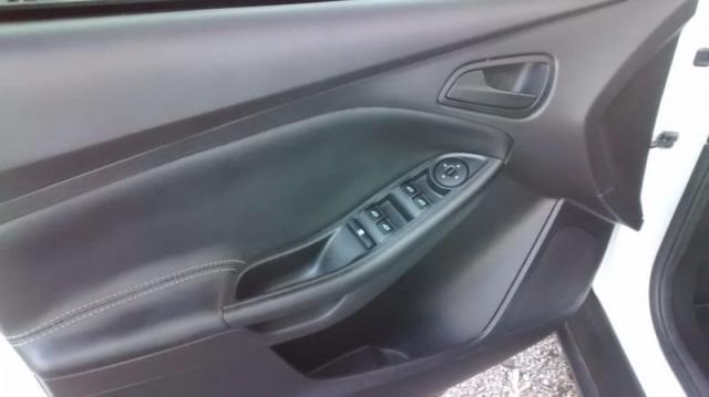 Focus Sedan 2.0 Automático, 2015 Promoção - Foto 10