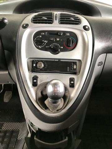 CITROËN XSARA PICASSO 2004/2004 1.6 I GLX 16V GASOLINA 4P MANUAL - Foto 18