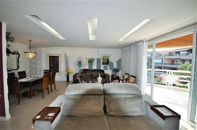 Apartamento à venda com 3 dormitórios cod:FLAP30088 - Foto 4