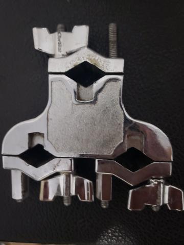 Clamp Gibraltar SC-4429 com 3 Conexões Multiuso para Holders, Extensores e Acessórios - Foto 4