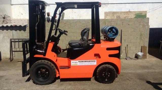 Empilhadeira fork lift fg25 ano 2015 triplex com deslocador 5 mil hrs !! - Foto 4