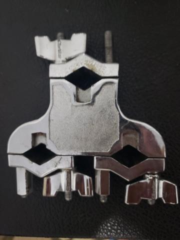 Clamp Gibraltar SC-4429 com 3 Conexões Multiuso para Holders, Extensores e Acessórios - Foto 2