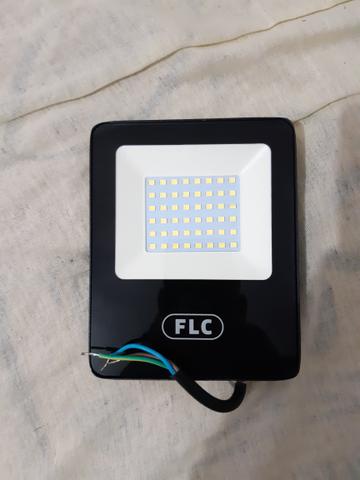 Vendo refletor 30w Led