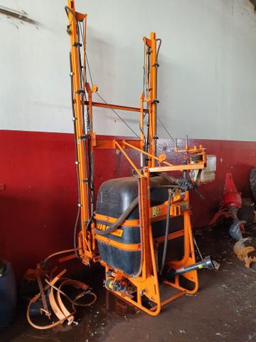 Pulverizador Jacto 600