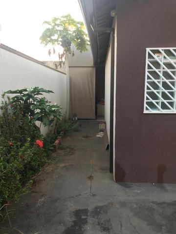 Casa com churrasqueira,cozinha planejada em terreno de 200m2 - Foto 11