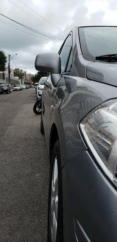 Nissan Tiida SL 2011, MT, completo c/ teto solar - Financiado ou Quitado - Foto 13