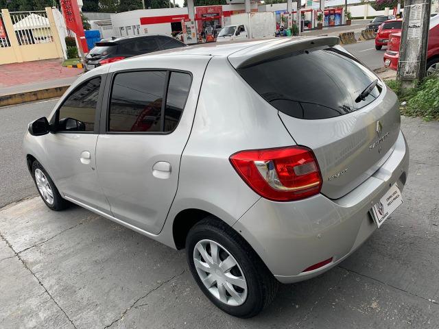 Novo sandero 2015 1.0 completo 1900 de entrada - Foto 2
