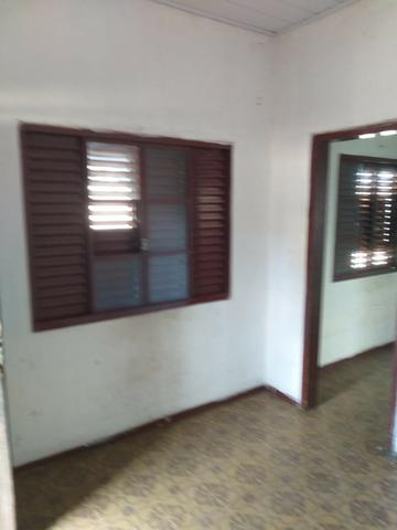 Alugo casa simples e antiga - Foto 2