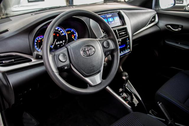 TOYOTA YARIS HATCH XL PLUS AT 19/20 - Foto 17