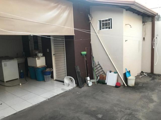 Casa com churrasqueira,cozinha planejada em terreno de 200m2 - Foto 14