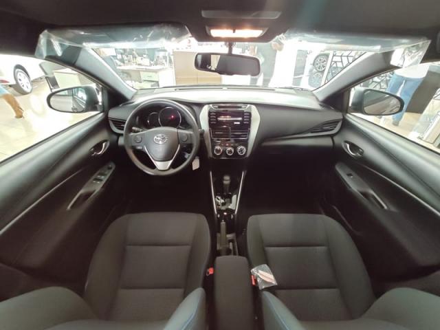 TOYOTA YARIS HATCH XL AT 19/20 - Foto 5