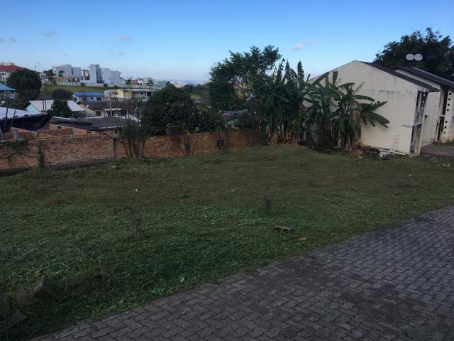 Vendo Casas e terrenos - Foto 2