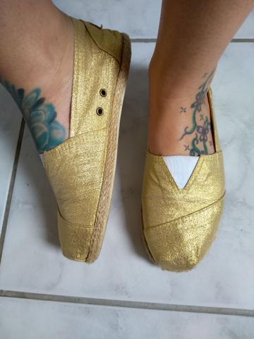 Sapatilha PERKY DOURADO 35