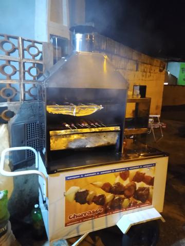 Carrinho de lanche e carrinho de espeto