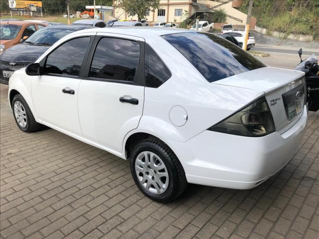 Ford Fiesta 1.6 Mpi Sedan 8v - Foto 4