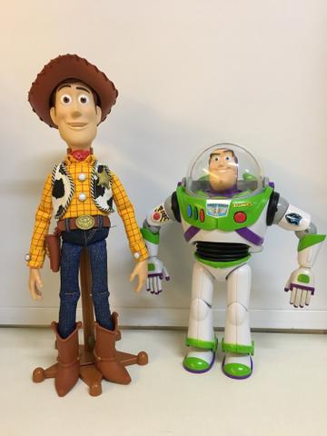 Bonecos raros (Woody e Buzz)
