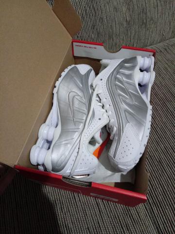 NIKE Feminino (Shox ORIGINAL) - Foto 2