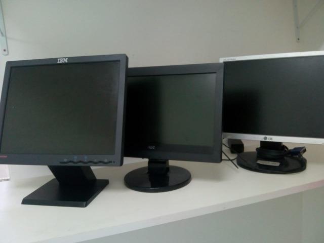 Monitor 15 polegadas